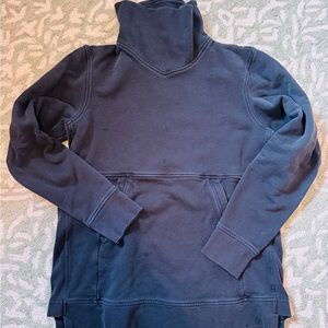 Lululemon Black Turtleneck Sweatshirt